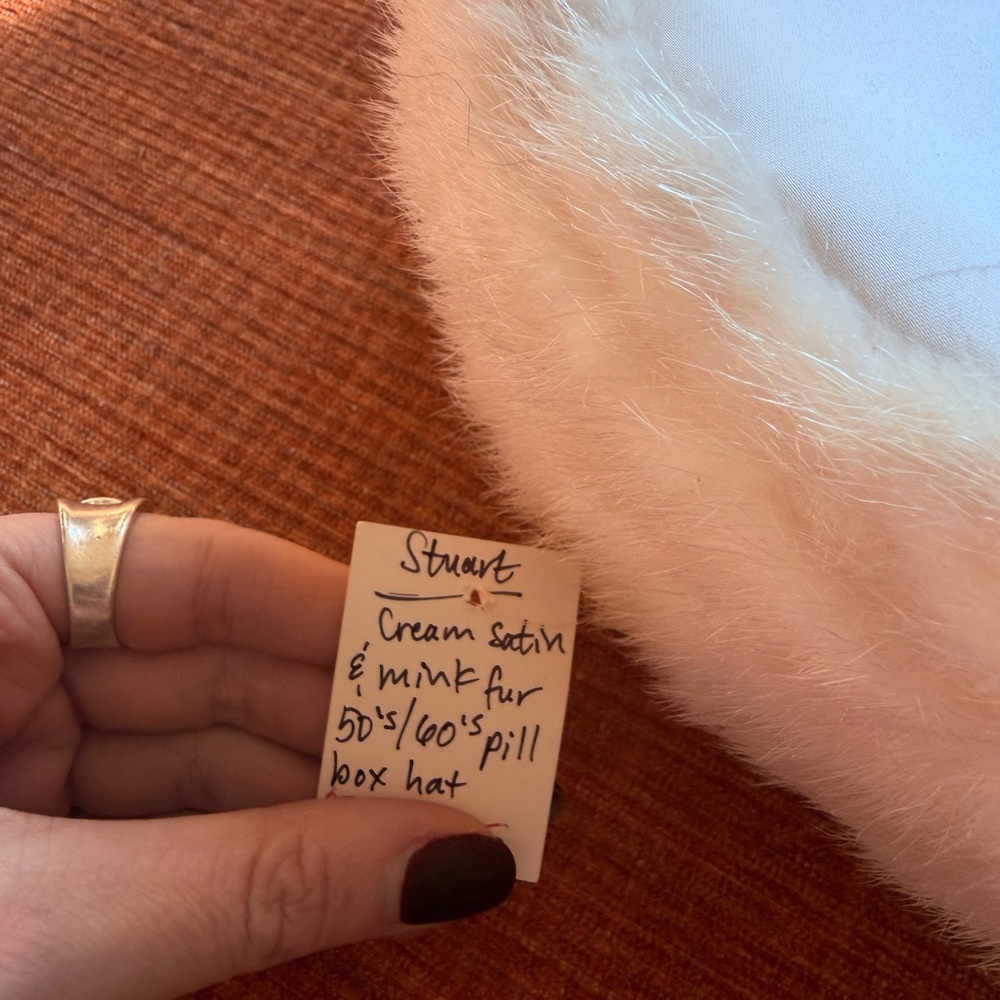 Vintage Mink Fur Pill Hat - Picture 3 of 7